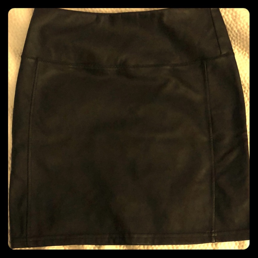 Black (faux) leather skirt